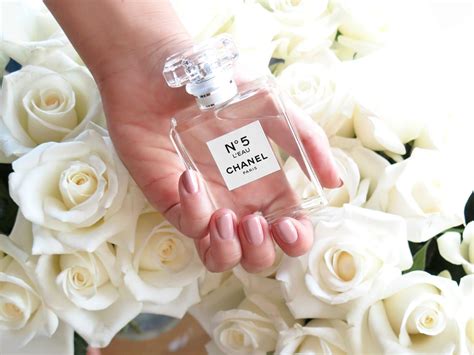 chanel profumo fiori|chanel perfume sale.